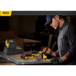 CAT Φορτιστής 18V 4Ah DXC4